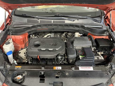 Used 2017 Hyundai Santa Fe Sport image 17
