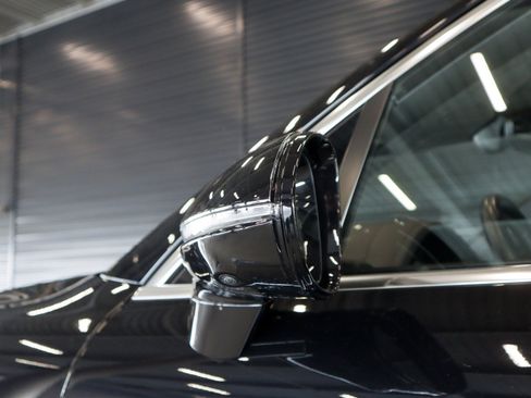 Certified 2022 Porsche Cayenne Turbo image 27