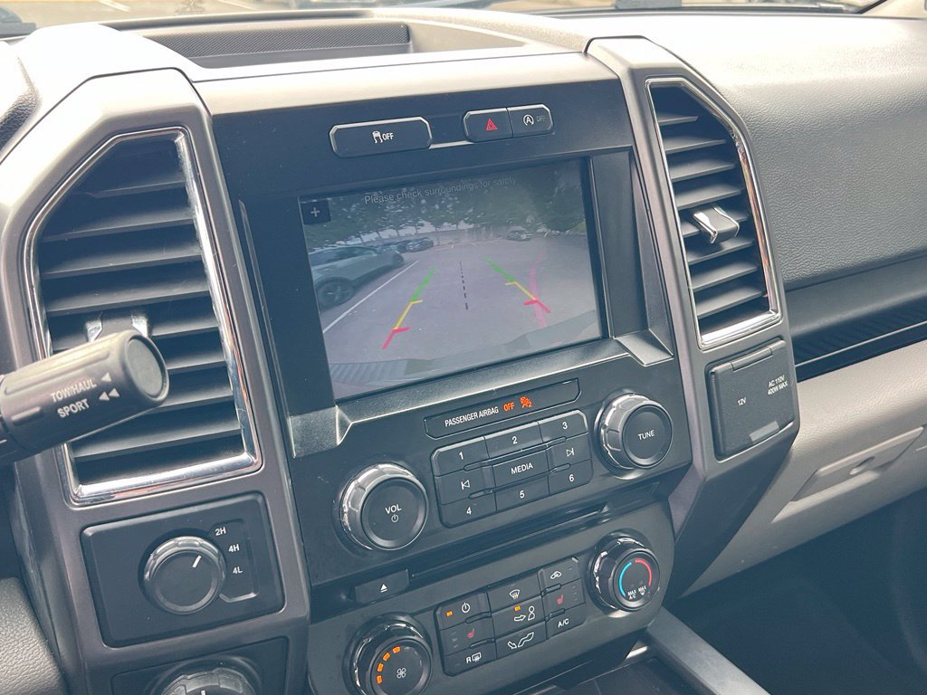 Used 2016 Ford F150 XLT w/ Equipment Group 302A Luxury AWD/4WD image 18