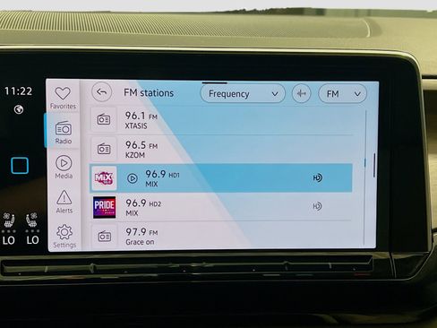 Used 2025 Volkswagen Atlas SE FWD image 10