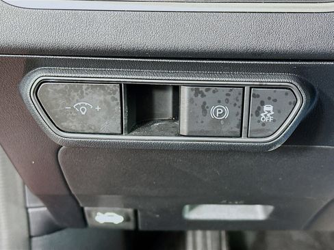 Used 2025 Kia K4 LXS image 17