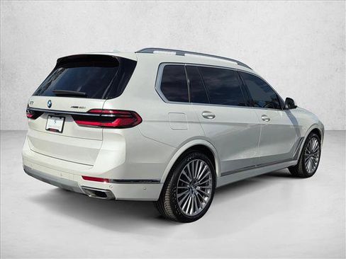 Certified 2024 BMW X7 xDrive40i w/ Parking Assistance Package AWD/4WD image 5