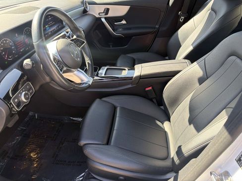 Used 2025 Mercedes-Benz CLA 250 image 14