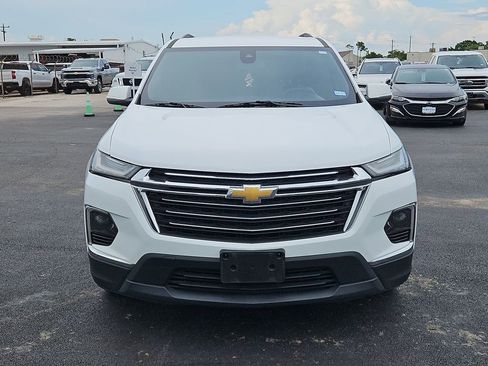 Used 2022 Chevrolet Traverse LT FWD image 17