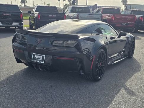Used 2019 Chevrolet Corvette Z06 RWD image 6