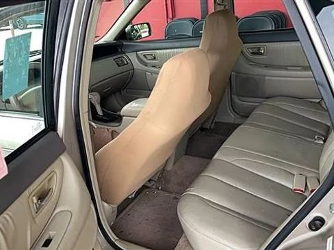 Used 2001 Toyota Avalon XL image 7
