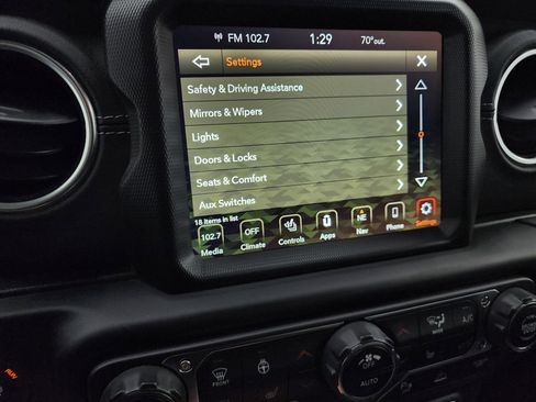 Used 2022 Jeep Wrangler Unlimited Sahara w/ LED Lighting Group image 45