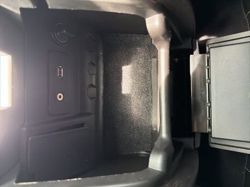 Used 2010 Ford Mustang Premium image 25