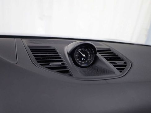 New 2026 Porsche Panamera 4 image 18