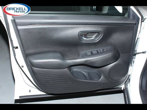Used 2024 Honda HR-V LX image 20