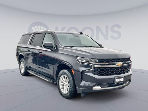 Used 2023 Chevrolet Suburban LS image 10
