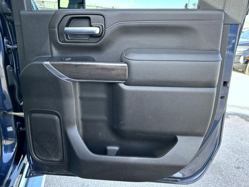 Used 2023 Chevrolet Silverado 2500 LTZ w/ LTZ Premium Package image 17