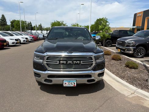 Used 2023 RAM 1500 Laramie AWD/4WD image 4
