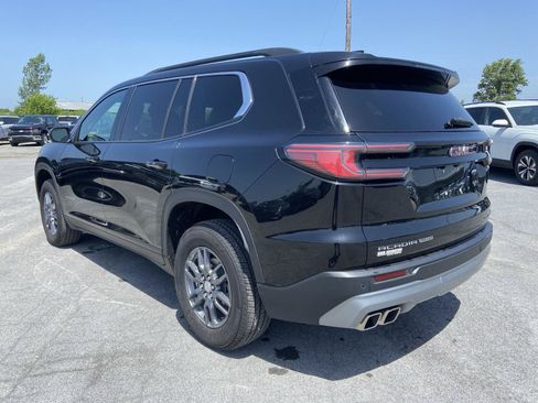 Used 2025 GMC Acadia Elevation AWD/4WD image 10