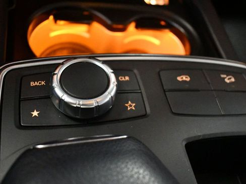 Used 2014 Mercedes-Benz GL 450 4MATIC image 67