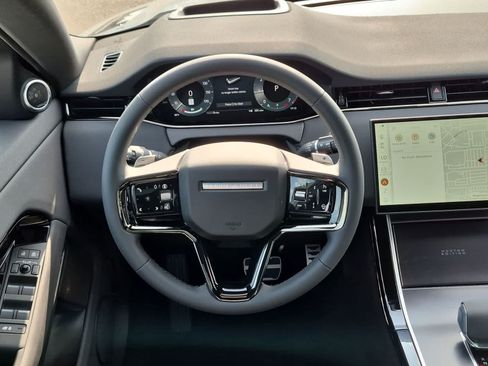 New 2026 Land Rover Range Rover Evoque Hoxton AWD/4WD image 23