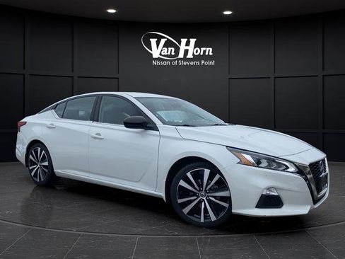 Used 2022 Nissan Altima 2.5 SR image 30