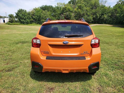 Used 2015 Subaru Crosstrek 2.0i Premium AWD/4WD image 5