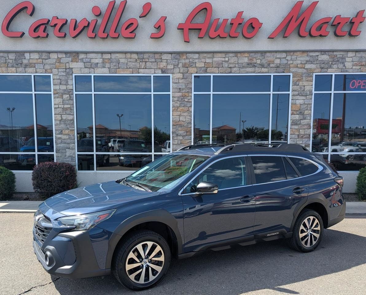 Used 2023 Subaru Outback Premium AWD/4WD image 1