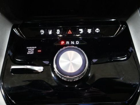 Used 2023 Jeep Wagoneer Series II image 36