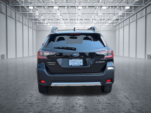 Used 2024 Subaru Outback Limited AWD/4WD image 4