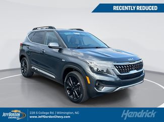 Used 2023 Kia Seltos Nightfall Edition image 1