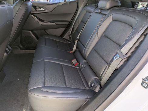 New 2026 Chevrolet Equinox LT w/ Convenience Package II image 25