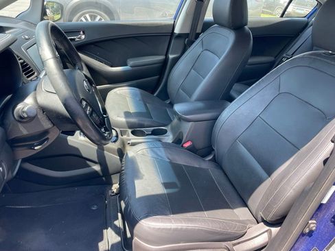 Used 2017 Kia Forte EX FWD image 6