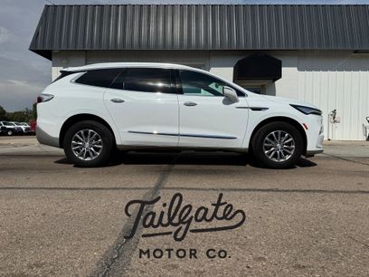 Used 2022 Buick Enclave Essence