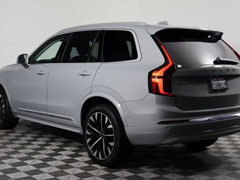 Used 2025 Volvo XC90 B6 Ultra image 6