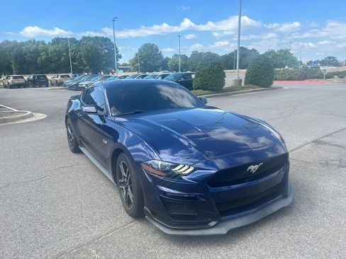 Used 2019 Ford Mustang GT RWD image 6
