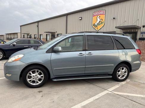 Used 2006 Toyota Sienna AWD image 16