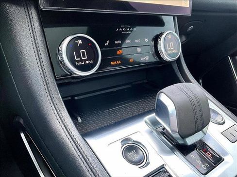 Used 2022 Jaguar F-PACE S AWD/4WD image 23