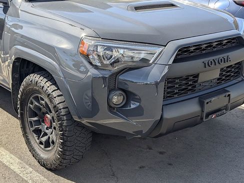 Used 2024 Toyota 4Runner TRD Off-Road Premium image 3