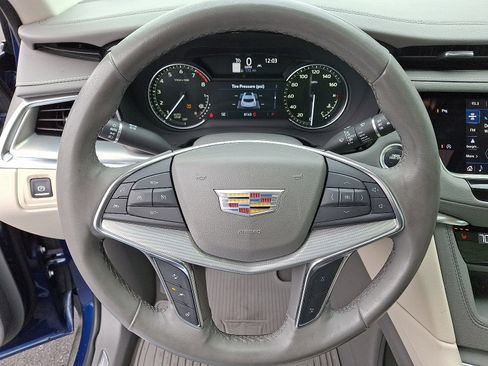 Used 2023 Cadillac XT5 Premium Luxury image 20