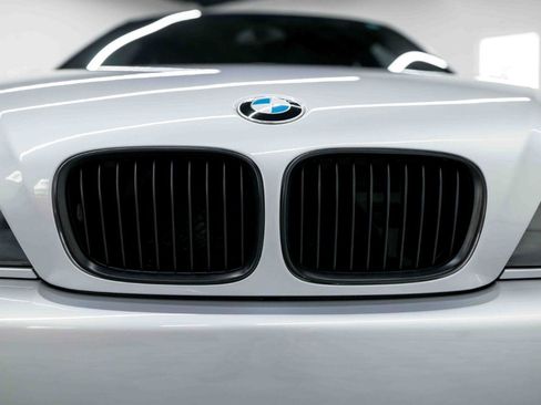 Used 2003 BMW M5 RWD image 13