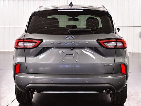 Used 2024 Ford Escape ST-Line w/ Tech Pack #1 AWD/4WD image 7