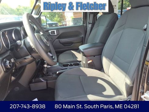 Used 2023 Jeep Wrangler Unlimited Sport AWD/4WD image 13
