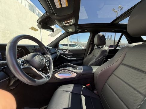 Used 2024 Mercedes-Benz GLE 350 4MATIC image 5