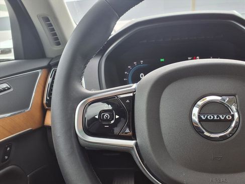 Certified 2024 Volvo XC90 B6 Plus w/ Protection Package Premier image 29