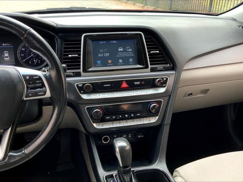Used 2019 Hyundai Sonata SEL FWD image 7