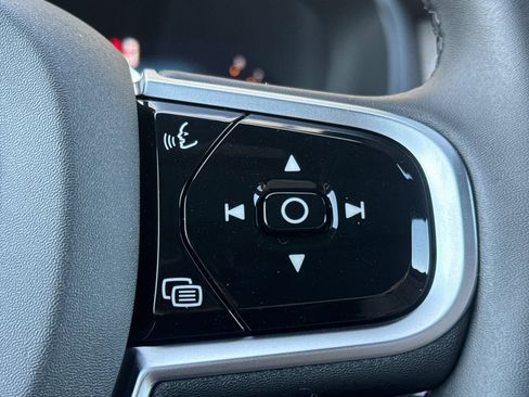 New 2026 Volvo XC90 B6 Plus w/ Protection Package Premier image 30