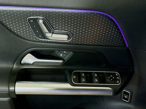 Used 2025 Mercedes-Benz GLA 250 image 24