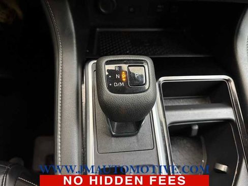 Used 2022 Nissan Pathfinder SL w/ SL Premium Package image 36