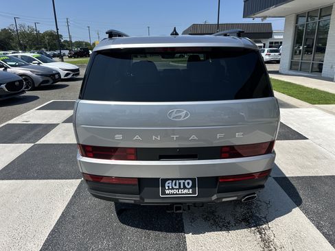 Used 2026 Hyundai Santa Fe SEL w/ Tow & Go Package FWD image 4
