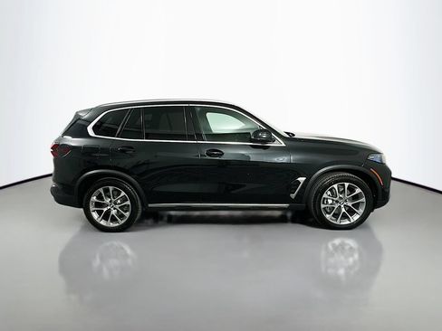 Used 2025 BMW X5 sDrive40i w/ Premium Package RWD image 4