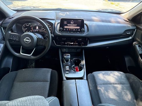 Used 2022 Nissan Rogue SV FWD image 12
