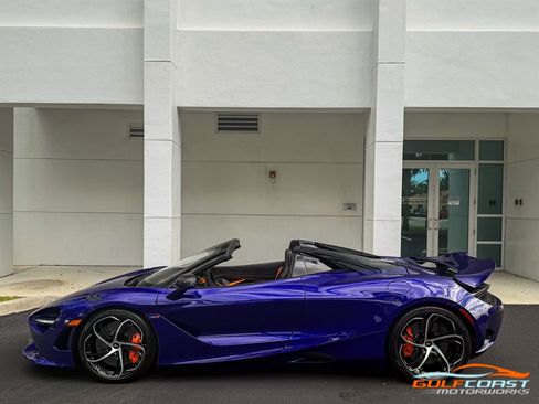 Used 2025 McLaren 750S Spider image 39