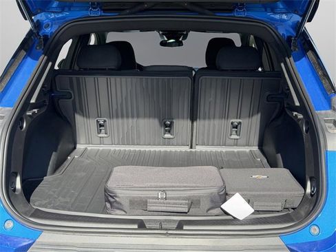 New 2026 Chevrolet Equinox EV LT w/ Midnight Package image 27