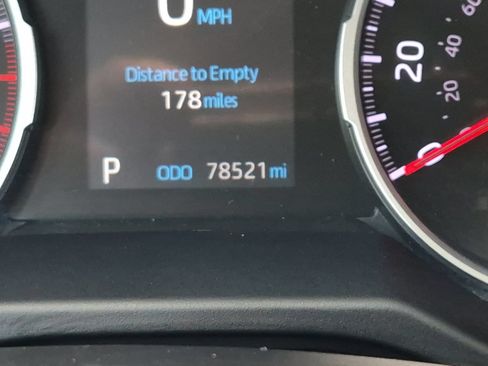 Certified 2021 Toyota RAV4 XLE FWD image 25